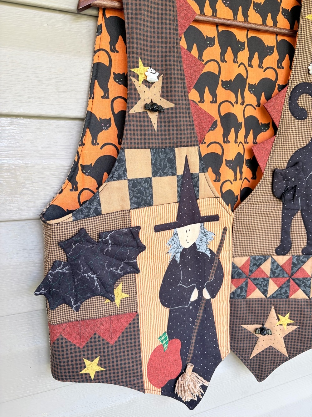 Charming Folk Art Quilted Halloween Vest Handmade Americana 99’s Vintage - Picture 2 of 5
